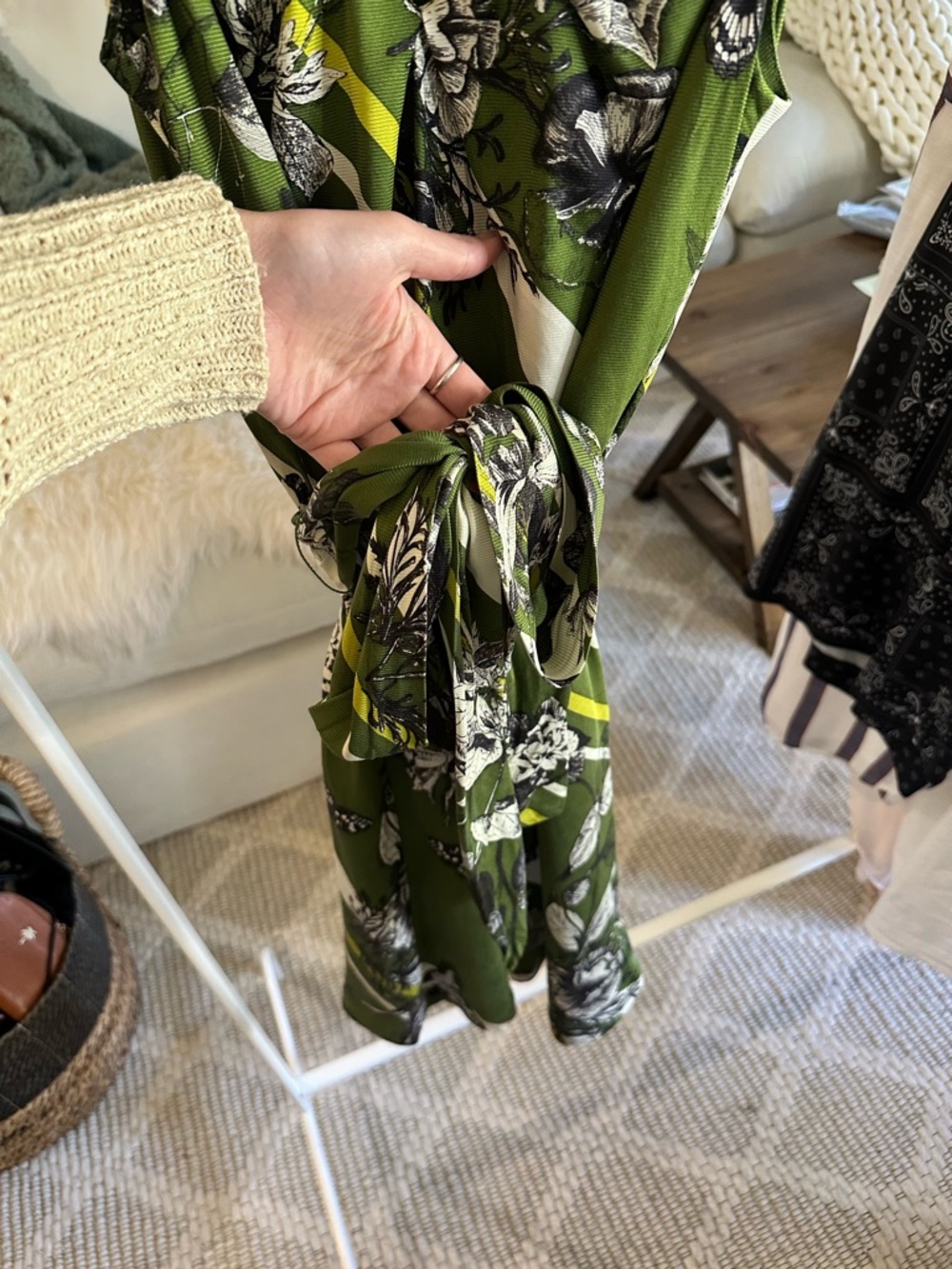 Talbots 100% Silk Olive Green Floral V-Neck Midi Dress with Belt - Picture 3 of 6